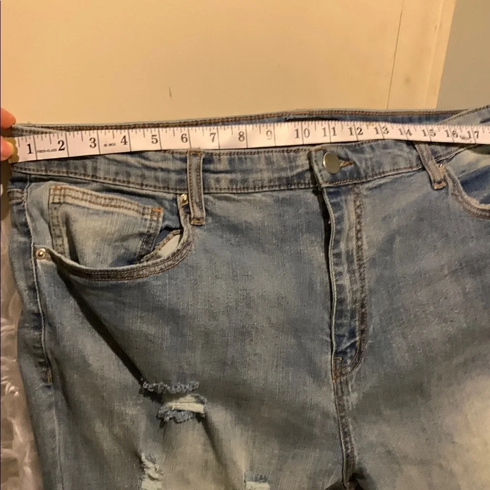 Trendy Distressed Light‎ Blue Boyfriend Jeans